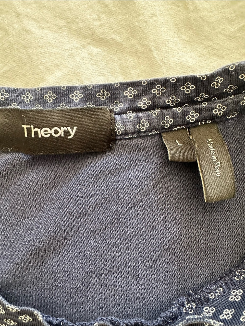 Theory men’s Navy and White Micro Dot Crewneck Tee size large - Picture 3 of 12